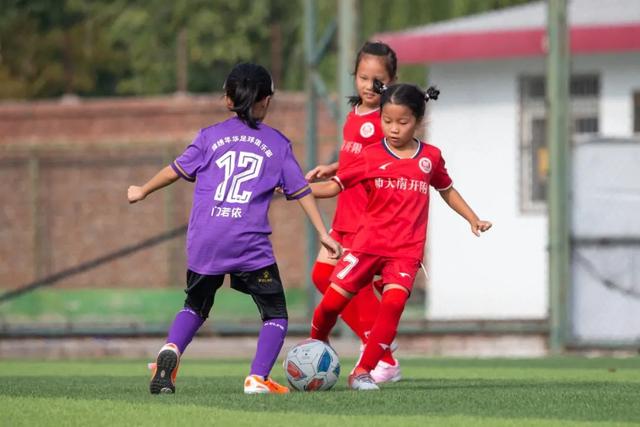 世联总决赛-中国女排3-2美国进4强 庄宇珊17分王奥芊绝杀